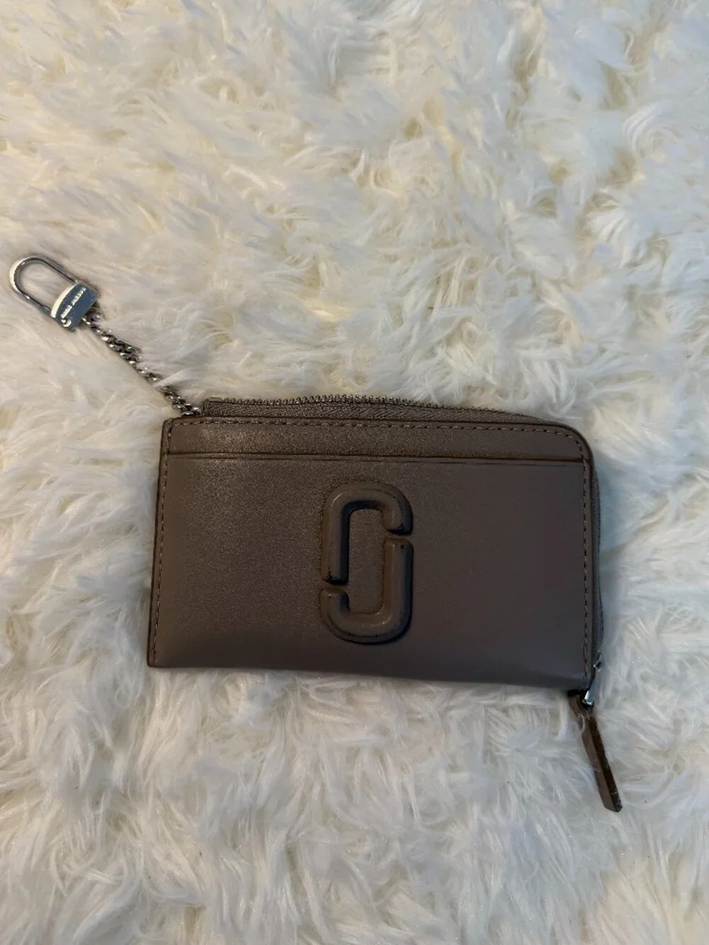 Marc Jacob's the Leather J Marc Top Zip Multi Wallet